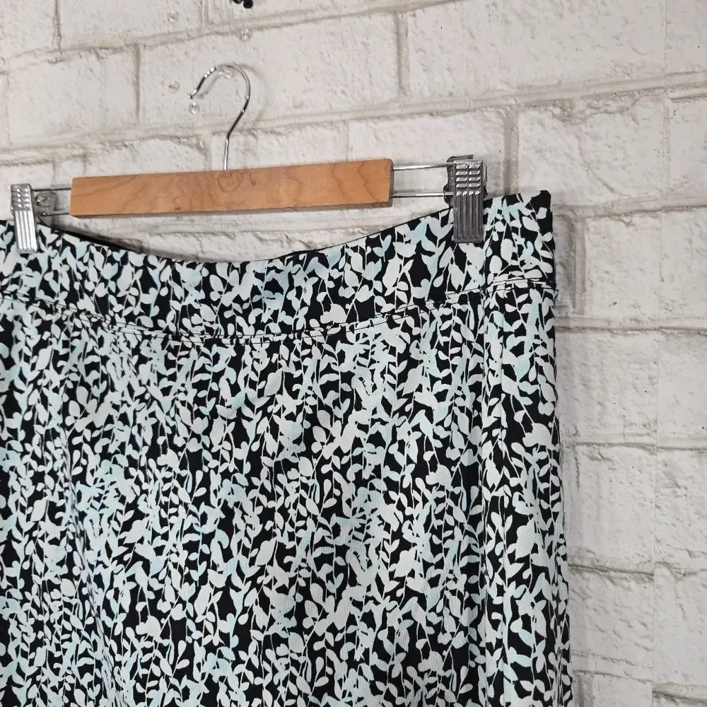 Tranquility by Colorado Clothing athletic skirt
